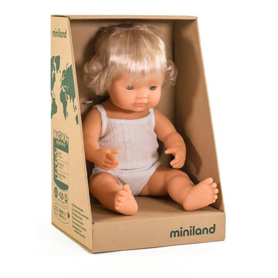 Miniland - Miniland | Pop Europees meisje - Met hoorapparaat - 38cm - De Hartjesdief